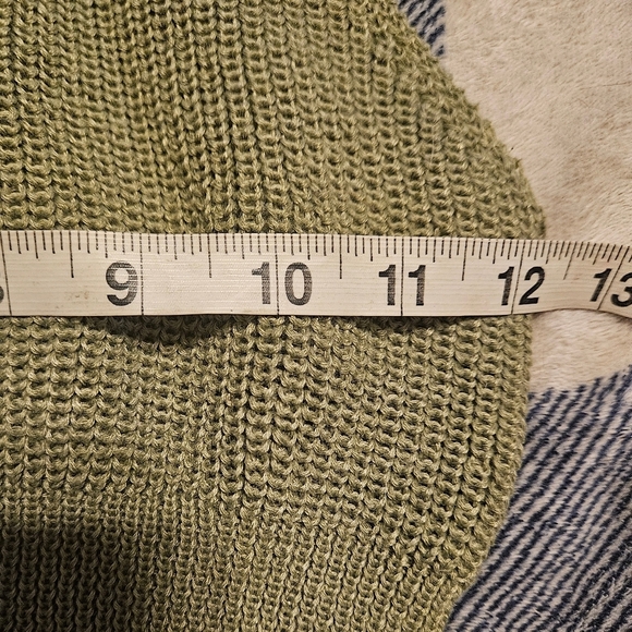 Shein Womens Cropped Green Deep V Neck Halter Top With Faux Buttons Size Large - Picture 3 of 8